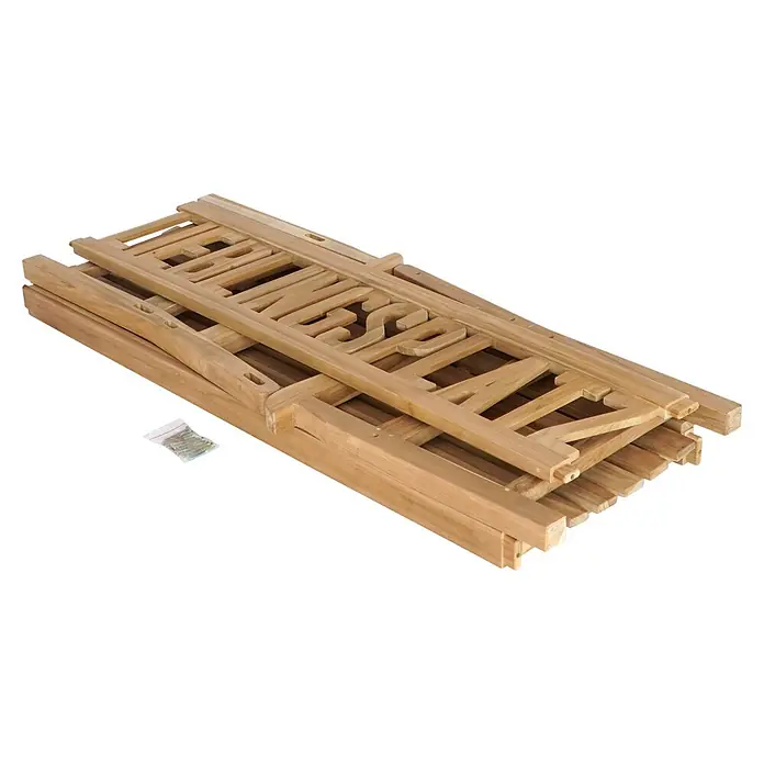 Garden Pleasure Gartenbank Lieblingsplatz - B x T x H: 150 x 63 x 89 cm, Teak, Braun - Stapel unmontierter hellbrauner Gartenzaunpaneele aus Holz mit 'SPRINGS' Schriftzug und Montagematerial.