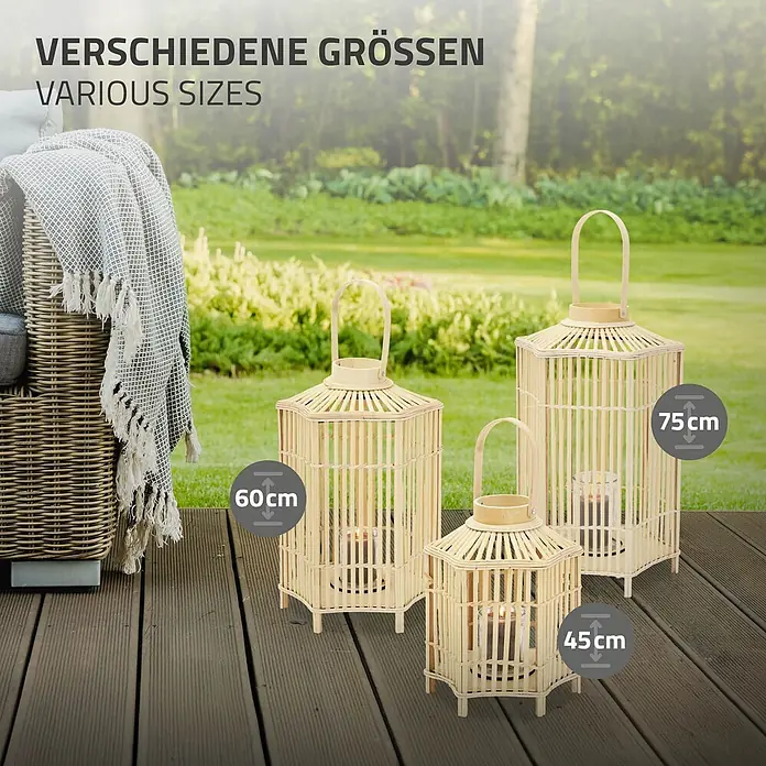 ECD Germany Windlicht Boho Bambus Laterne - Ø x H: 30 x 60 cm, Natur - Drei natürliche Bambuslaternen in verschiedenen Größen (45, 60, 75 cm) auf einer Terrasse, für die Außenbeleuchtung.