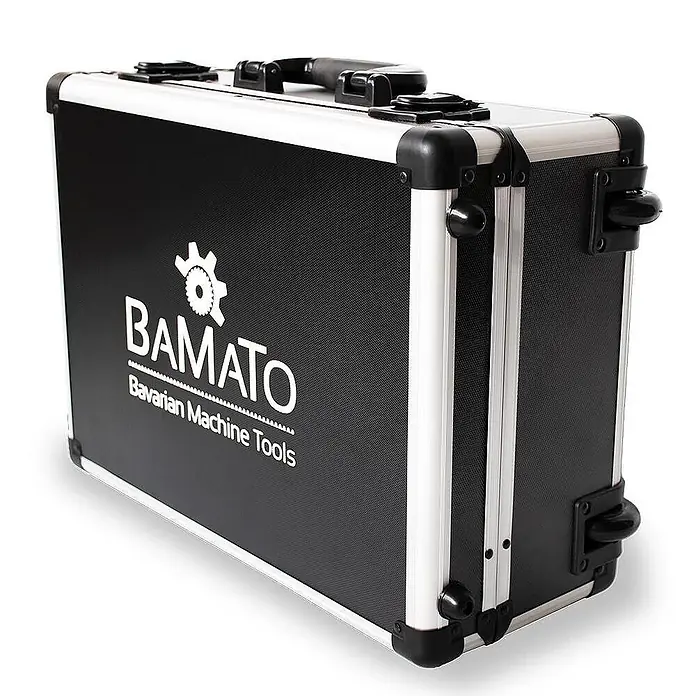 Bamato Werkzeugkoffer WORK-169 - 169 -tlg. - Schwarzer und silberner Aluminium-Werkzeugkoffer mit Rollen und Griff, mit BAMATO-Logo.