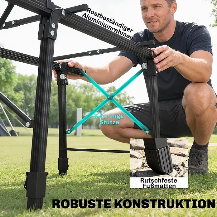 Outsunny Campingtisch - L x B x H: 90 x 55 x 66 cm, Oxford-Gewebe, Schwarz - Mann passt schwarzen, rostbeständigen Aluminiumrahmen mit X-förmigen Stützen und rutschfesten Fußmatten an; robuste Konstruktion für den Außenbereich.