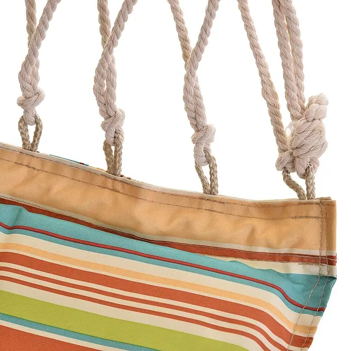 Outsunny Hängematte - Polyester, Mehrfarbig, Passend für: Dekoration für drinnen und draußen - Gestreifte Stofftasche mit beigem Oberteil und dicken, geknoteten Seilgriffen.