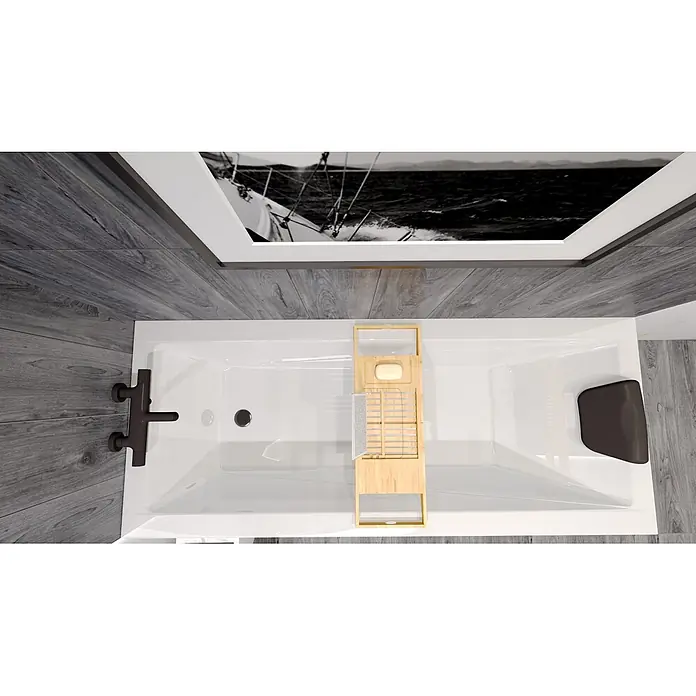 Bad Land Badewanne - 180 x 80 cm, Sanitäracryl, Weiß - Weiße Badewanne mit einem Holzwannenbrett (Seife, Handtuch) und einer dunklen Kopfstütze, in einem modernen Badezimmer.