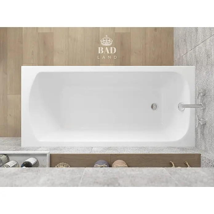 Bad Land Badewanne CLASSIC Acryl-Eckwanne 170 x 75 cm Weiß, inkl. Acrylschürze - Sanitäracryl, Weiß - Weiße rechteckige Badewanne mit Chromarmatur, in einem modernen Badezimmer installiert.