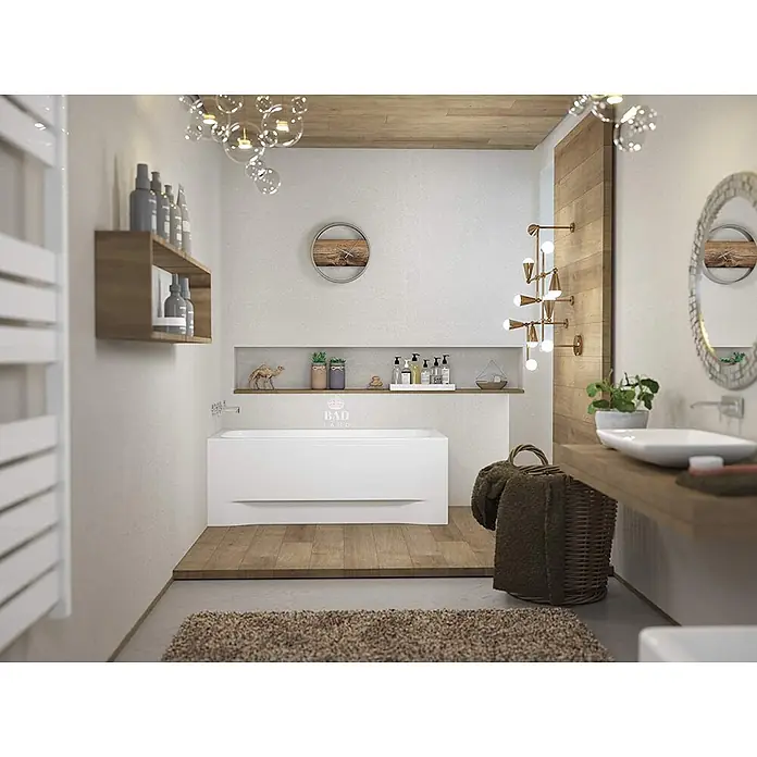 Bad Land Badewanne CLASSIC Acryl-Eckwanne 150 x 75 cm Weiß - Sanitäracryl, Weiß - Ein modernes Badezimmer mit weißer Badewanne auf Holzpodest und schwebendem Holzwaschtisch mit weißem Becken und Messingbeleuchtung.