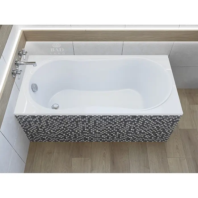 Bad Land Badewanne GRACJA Acryl-Eckwanne 170 x 75 cm Weiß - Sanitäracryl, Weiß - Weiße Acryl-Badewanne mit ergonomischem Innenraum und einer Frontplatte mit schwarz-weißen Mosaikfliesen, inklusive Chromarmaturen.