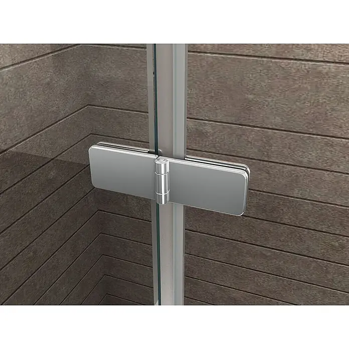 Glasdeals Badewannenaufsatz Badewannenaufsatz BREASE-FROST 100 x 140 cm 6 mm ESG teilsatiniert faltbar - B x H: 100 x 140 cm, 2 Stk., Chrom - Scharnier aus gebürstetem Metall, das zwei Glasscheiben verbindet, in Duschumgebung vor Holzwand.