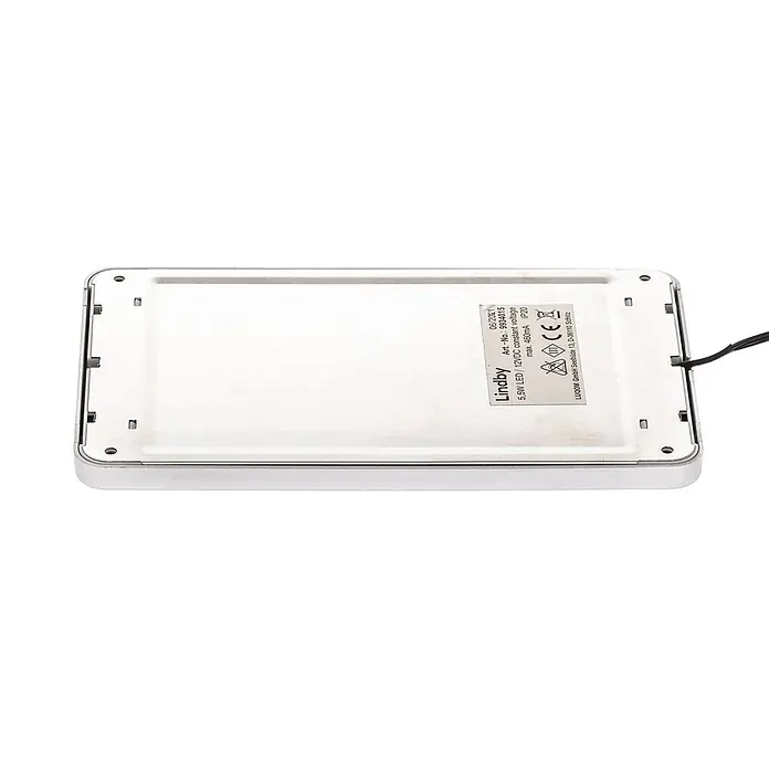 Lindby LED-Unterbauleuchte Svela -  - Rückseite einer rechteckigen, silbernen LED-Leuchte mit technischen Daten und schwarzem Kabel.