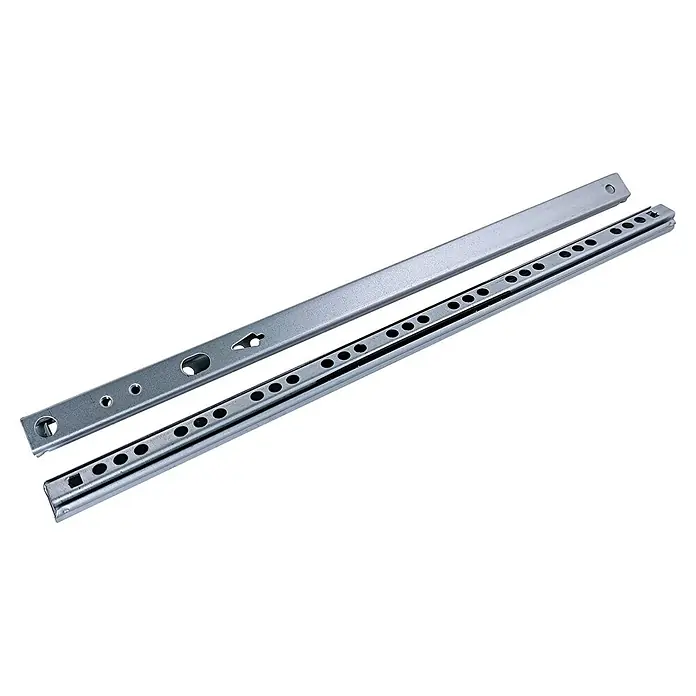 M.Pascual Guía para cajones - Longitud de instalación: 310 mm, Capacidad de carga: 10 kg, Extracción parcial, Montaje lateral - Dos guías de cajón de metal plateado con orificios de montaje y rodamientos de bolas, mostradas en diagonal.