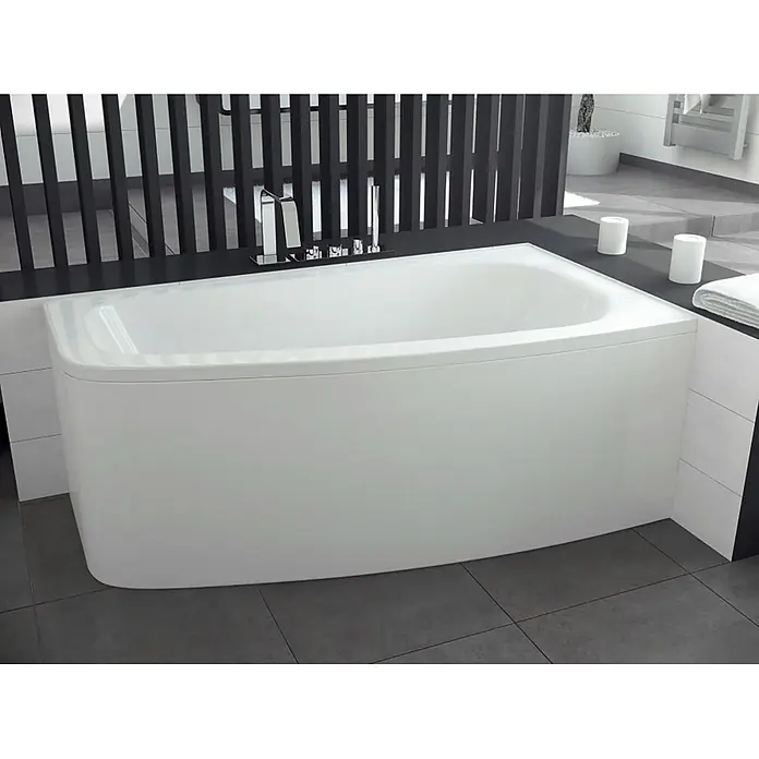 Bad Land Eckbadewanne - L x B: 150 x 80 cm, Sanitäracryl, Weiß - Weiße Eckbadewanne mit integrierter Armatur auf schwarzer Ablage in modernem Badezimmer.