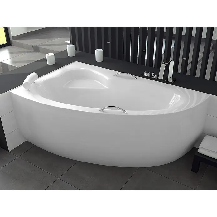 Bad Land Eckbadewanne NATALIA PREMIUM Acryl-Eckwanne 150 x 100 cm links Weiß - L x B: 150 x 100 cm, Sanitäracryl, Weiß - Weiße Eckbadewanne mit integrierten Chromgriffen, Kopfstütze und Wannenrandarmatur.
