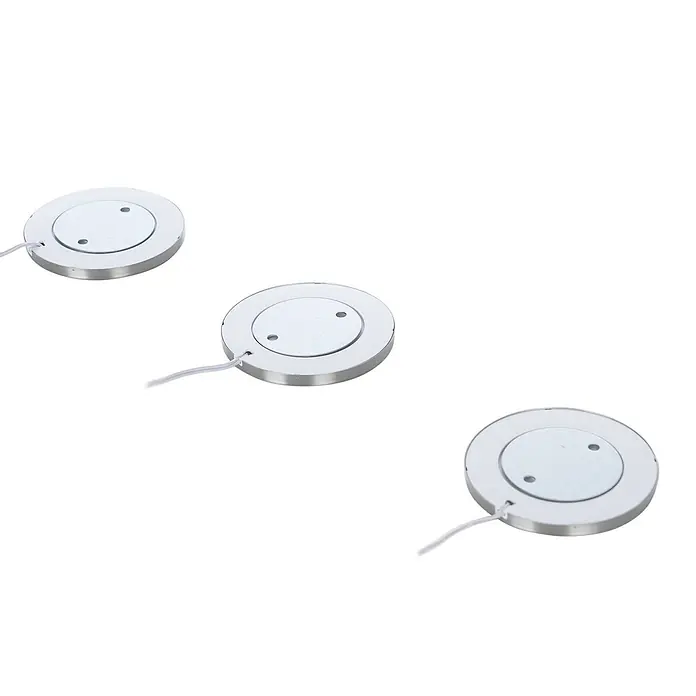 Prios LED-Unterbauleuchte Jopos - L x B x H: 8 x 8 x 0,7 cm - Drei runde silberne und weiße Puck-Leuchten mit angeschlossenen Kabeln, geeignet für Akzent- oder Unterschrankbeleuchtung.