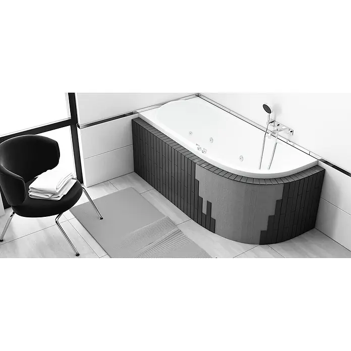 Bad Land Eckbadewanne AVITA SLIM Acrylwanne 180 x 80 cm links Weiß m. Styroporverkl., Ablage - L x B: 180 x 80 cm, Sanitäracryl, Weiß - Moderne weiße Badewanne mit dunkelgrauem, gefliestem und texturiertem Wannenrand im Badezimmer.