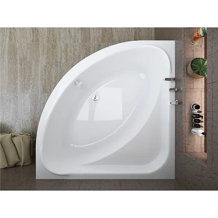 Bad Land Eckbadewanne STANDARD Acryl-Eckwanne 140 x 140 cm Weiß, inkl. Styroporverkleidung - Sanitäracryl, Weiß - Weiße asymmetrische Eckbadewanne mit Chromarmaturen, in einem gefliesten Badezimmer.