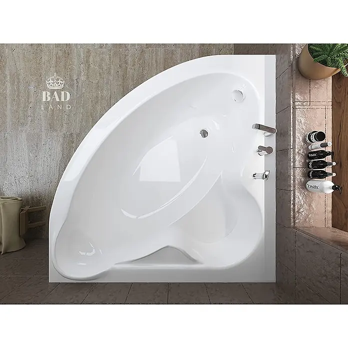 Bad Land Eckbadewanne - L x B: 130 x 130 cm, Sanitäracryl, Weiß - Weißglänzende Eckbadewanne mit ergonomischem P-förmigem Innenraum, integrierten Armaturen. Ideal für platzsparende Bäder.