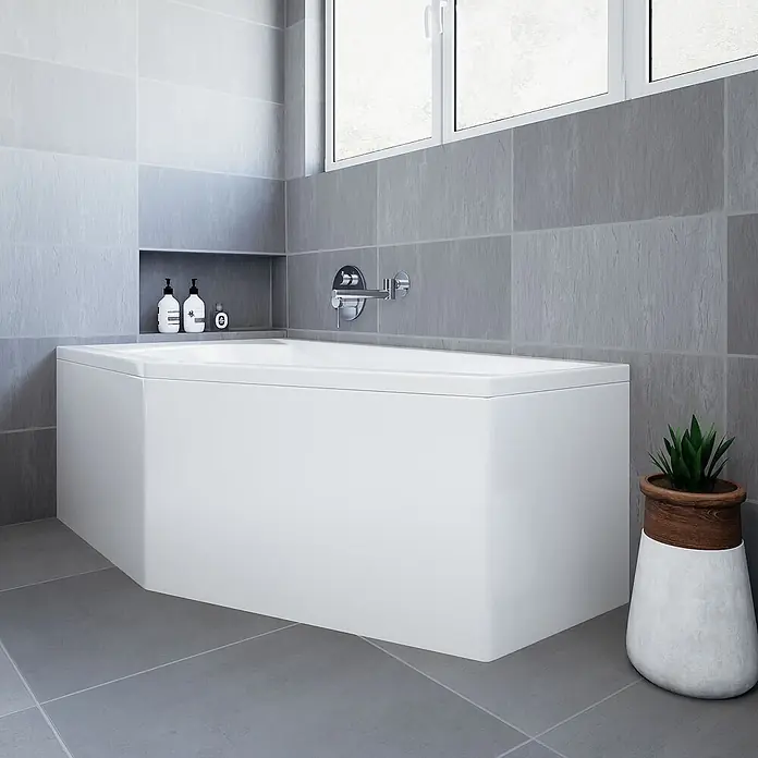 Bad Land Eckbadewanne SELENA Acryl-Eckwanne 160 x 90 cm links Weiß - Sanitäracryl, Weiß - Weiße, moderne Badewanne in einem gefliesten Badezimmer.