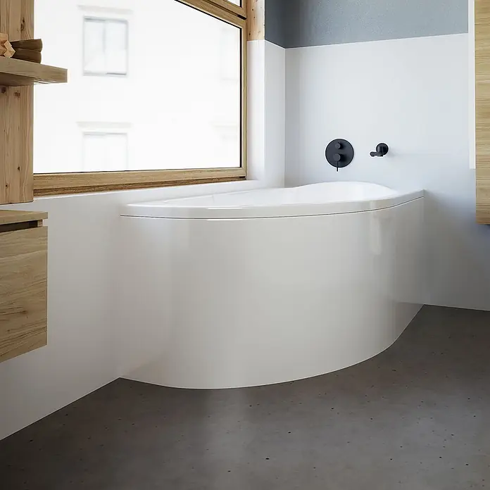 Bad Land Eckbadewanne MIKI Acryl-Eckwanne 145 x 85 cm rechts Weiß - Sanitäracryl, Weiß - Weiße Eckbadewanne mit schwarzen Wandarmaturen in einem modernen Badezimmer.