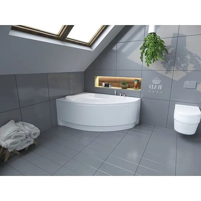 Bad Land Eckbadewanne MAREA Acryl-Eckwanne 160 x 100 cm links Weiß, inkl. Acrylschürze - Sanitäracryl, Weiß - Modernes, grau gefliestes Badezimmer mit weißer Eckbadewanne, Wand-WC und Dachfenster unter einer Dachschräge.