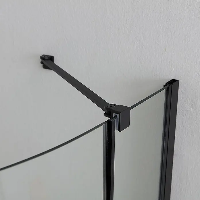 Kiamami Valentina Runddusche - 80 x 80 x 190 cm, Trasparent, Schwarz - Schwarze, matte Duschwand-Stützstange an der Wand, verbunden mit zwei Klarglasplatten in einer Ecke.