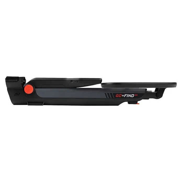 Minelab Metalldetektor GO-FIND 66 U-Light - L x B x H: 160 x 230 x 1.300 mm - Gefalteter schwarzer und grauer Minelab Go-Find 66 Metalldetektor mit orangefarbenen Akzenten, der sein kompaktes, tragbares Design zeigt.