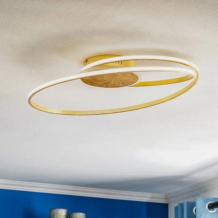 Lindby Deckenleuchte Dorle - messing / gold - Elegante goldene LED-Deckenleuchte mit verschlungenen beleuchteten Ringen.