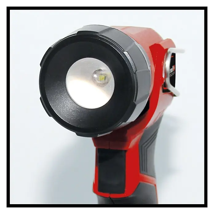 Einhell Power X-Change 18V Akku-Lampe TC-CL 18 Li H-Solo - 18 V, Ohne Akku, Lichtstrom: 280 lm - Nahaufnahme einer roten und schwarzen Einhell Akku-Lampe, die ein helles Licht ausstrahlt, ideal für Werkstatt und Heimwerker.