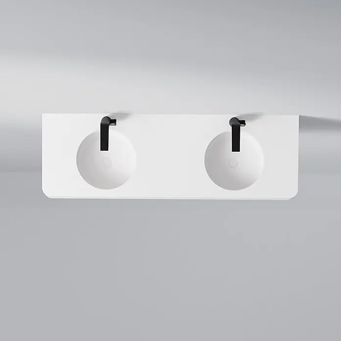 Vola Doppelwaschtisch - 0 x 0 cm - Weißer Doppelwaschtisch mit zwei integrierten Becken und eleganten schwarzen Wandarmaturen.