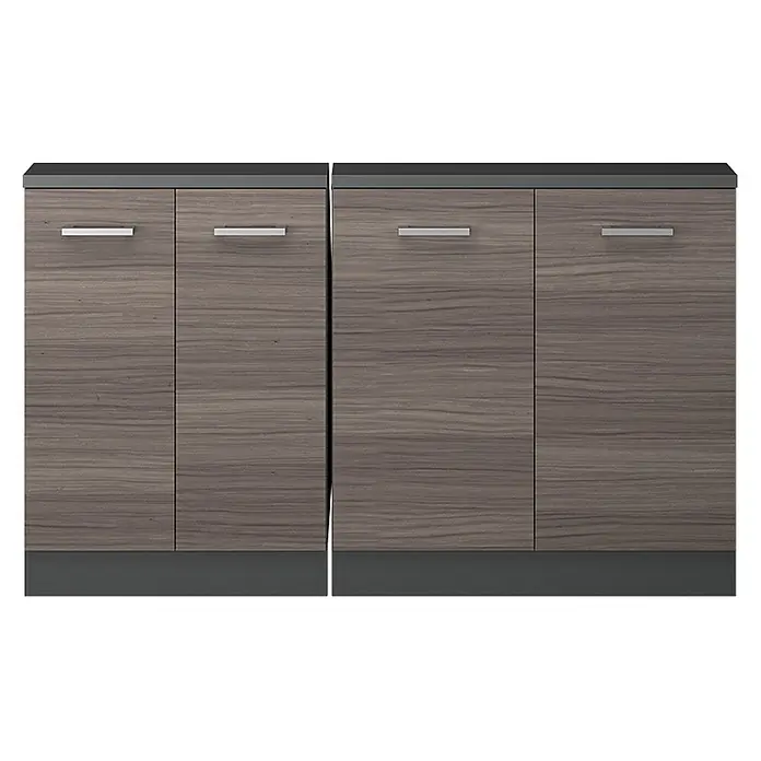 Vicco Schrankküche R-Line Edelgrau 2er Set - Edelgrau, Dachschrägenzeile 140cm - Zwei nebeneinander stehende Schränke mit grauen Holzmaserungstüren, silbernen Griffen und dunkelgrauen Platten und Sockeln.