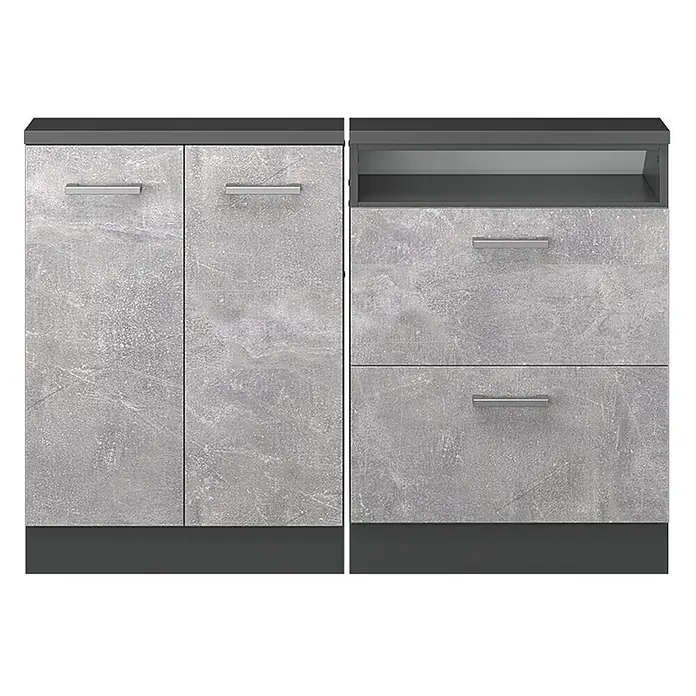Vicco Schrankküche R-Line Beton 2er Set - Beton, Dachschrägenzeile 120cm - Zwei graue Schränke in Betonoptik mit dunklen Oberflächen, Sockeln und silbernen Griffen: einer mit Doppeltüren, der andere mit offenem Fach und zwei Schubladen.