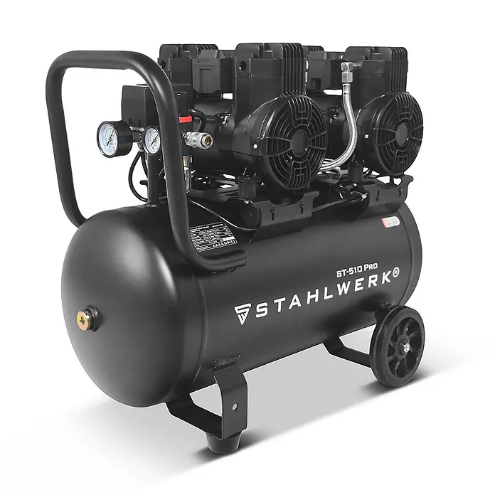 STAHLWERK Kompressor 10 bar 50 L 3,94 PS 2,9 kW 500 l/min Druckluftkompressor -  - Schwarzer Luftkompressor mit zylindrischem Tank, zwei Pumpenaggregaten, zwei Manometern, Griff und Rädern.