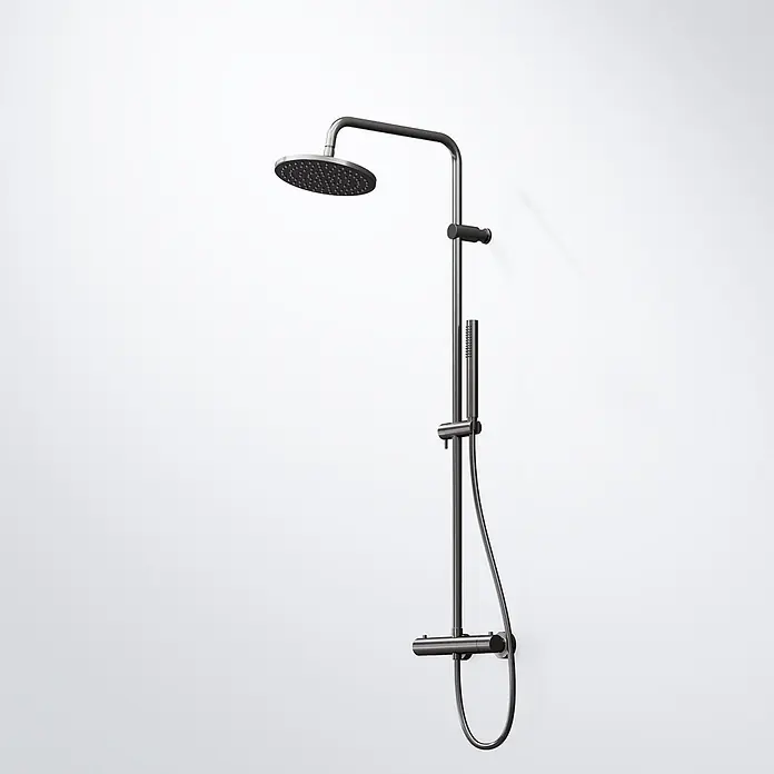 Vola Duschsystem -  - Wandmontiertes anthrazitfarbenes Duschsystem mit rundem Regenduschkopf und Handbrause.