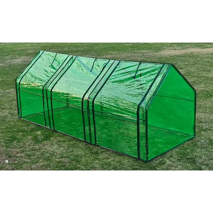 Furnicato Gewächshaus - 2,4 x 90 cm, Material Seitenwand: Kunststoff, 38 mm, grün - Tragbares transparentes grünes Gewächshaus mit dunklem Rahmen auf Gras.