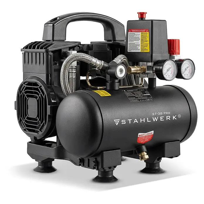 STAHLWERK Kompressor ST-38 Pro - Max. Druck: 8 bar, 3 l, Schmierung: Ohne - Schwarzer kompakter Luftkompressor mit zwei Manometern und zylindrischem Tank.