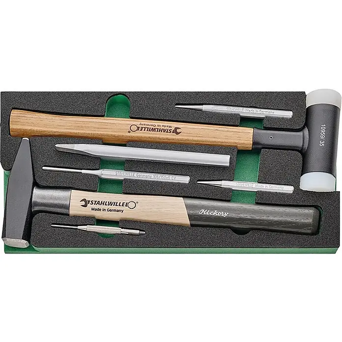 Stahlwille Werkzeugkoffer TCS 821/6 - 157 -tlg. - Set aus Schlosserhammer, Schonhammer und diversen Metallmeißeln/Durchschlägen mit Holzgriffen, ordentlich im Schaumeinsatz.