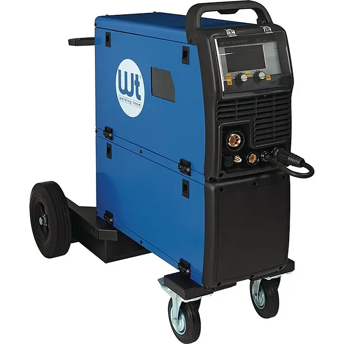 Welding Team MIG/MAG-Schweißgerät WT-MAG 315 Syn LCD - Schweißstrom: 315 A, 400 V - Blau-schwarzes Schweißgerät mit Bedienfeld und Anschlüssen, auf einem mobilen Wagen montiert.