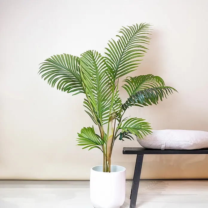 Florora Kunstpflanze Kentia-Palme - Höhe: 140 cm, Holz - Künstliche Palme mit leuchtend grünen Blättern in einem minimalistischen weißen Topf.