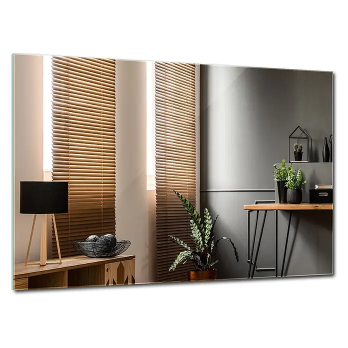 Tulup Wandspiegel - 70 x 100 cm - Modern rechteckiger Spiegel, der ein stilvolles Zimmer mit Holzjalousien, Pflanzen und grauen Wänden reflektiert.