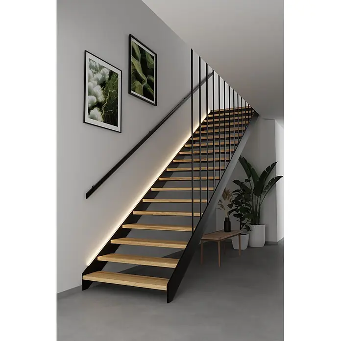 Paulmann MaxLED Controller Set Treppenlicht - Weiß - Moderne Treppe mit Holzstufen, schwarzem Metallrahmen und integrierter LED-Beleuchtung in einem modernen Interieur.