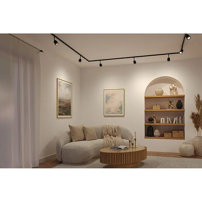 Paulmann URail LED-Spot Cover - 10 W, Schwarz/ Gold, 6,5 x 9 x 19,3 cm - Schwarzes Schienensystem mit Strahlern an der Decke, beleuchtet ein modernes Wohnzimmer und Wandkunst.