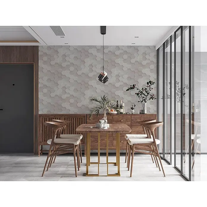 Profhome Vliestapete Heißgeprägte Vliestapete Kachelmuster grau - 10.050 x 530 mm - Moderner Walnuss-Esstisch mit Goldfuß, gepolsterten Stühlen und passendem Sideboard im Esszimmer.
