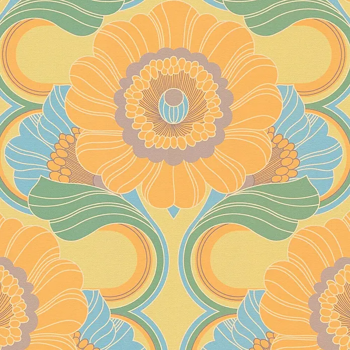 Profhome Vliestapete Heißgeprägte Vliestapete Blumen, Grafisch, Retro, Ornament in gelb - beige-graugrün, 8.500 x 530 mm - Retro-Blumenmuster mit großen orangefarbenen und blauen Blüten, grünen Blättern und wirbelnden gelben Formen. Texturiertes Vintage-Tapetendesign.