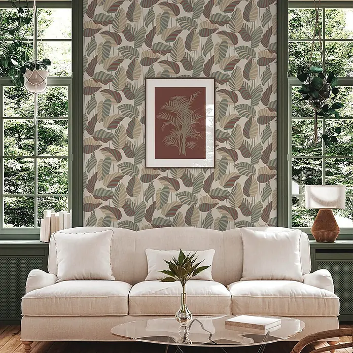 Profhome Vliestapete Heißgeprägte Vliestapete Landhaus, Floral, Grafisch beige - creme-weißpatina-grünperl-gold, 10.050 x 530 mm - Tapete mit abstraktem Blattmuster in Erdtönen, die eine Wohnzimmerwand schmückt.