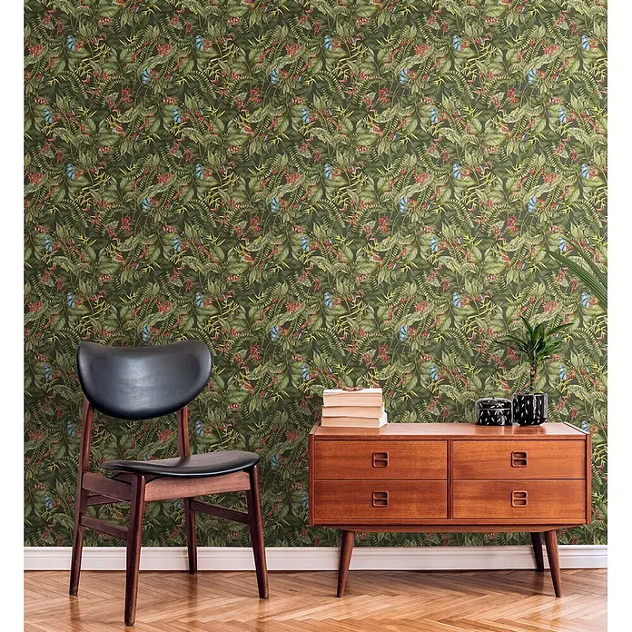 Profhome Vliestapete Heißgeprägte Vliestapete Blumen, Floral, Dschungel, Natur, Exotisch in grün - dunkel-grüngelbrot, 10.050 x 530 mm - Dunkelgrüne tropische Tapete mit roten, gelben und blauen Blättern.