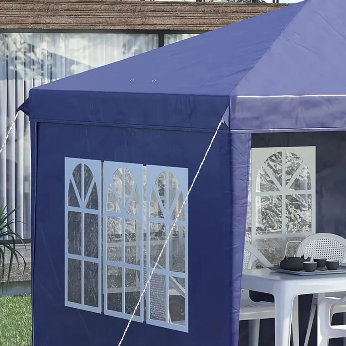 Outsunny Faltpavillon - B x T: 295 x 300 cm, Farbe Dach: Blau - Blauer Gartenzeltpavillon mit weißen Bogenfenstern und Abspannleinen, der einen weißen Tisch und Stühle umschließt.