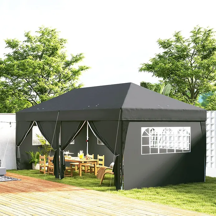Outsunny Faltpavillon - Farbe Dach: Schwarz - Schwarzer Pop-up Pavillon mit weißen Fensterdetails, im Freien über einem Essbereich aufgebaut.