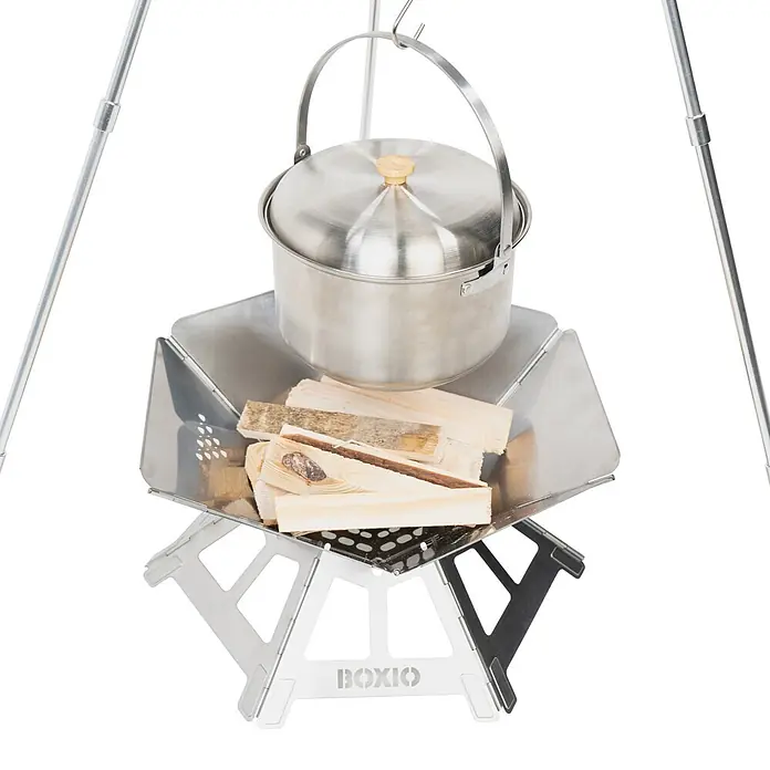 Boxio Feuerschale Fire Bundle - Edelstahl - Edelstahl-Campingkochset: Topf, BOXIO Feuerstelle mit Holz und Dreibein.