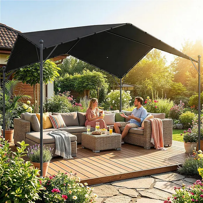 Outsunny Pergola - Farbe Gestell: Schwarz, Metall - Schwarze Terrassenpergola spendet Schatten über einer Outdoor-Loungegruppe mit zwei Personen.