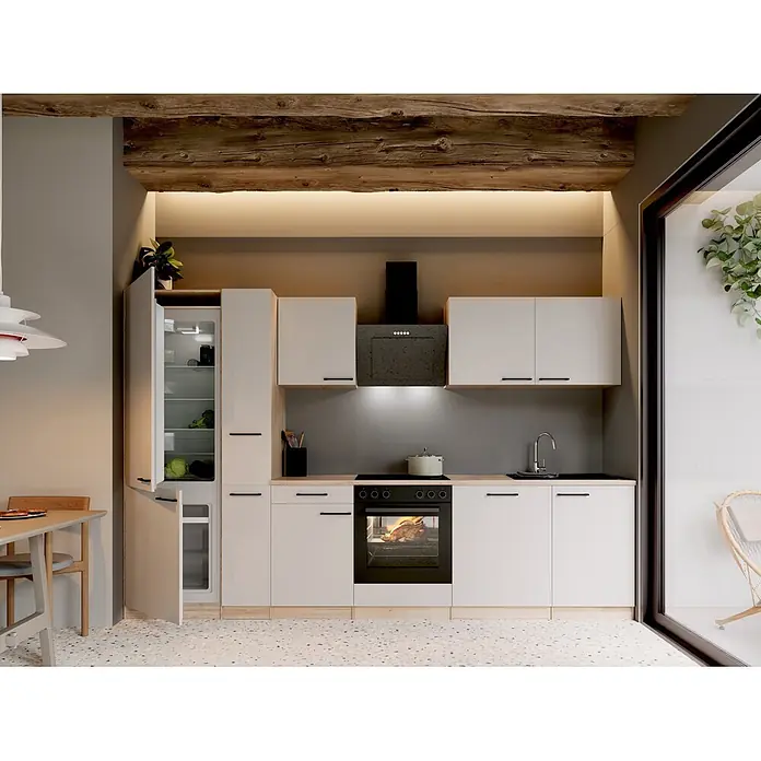 Respekta Küchenzeile Merle - Breite: 310 cm, Kaschmir, Mit Elektrogeräten - Helle, moderne Küche mit weißen Schränken, hellen Holzdetails und schwarzen Einbaugeräten, mit offenem Kühlschrank und Backofen.