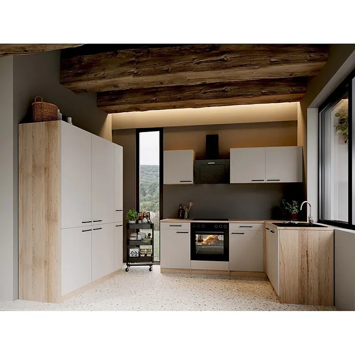 Respekta Winkelküche Merle - B x L: 370 x 172 cm, Kaschmir, Mit Elektrogeräten - Moderne Küche mit hellgrauen Schränken, hellen Holz Akzenten und integrierten Geräten wie Backofen und Kochfeld.