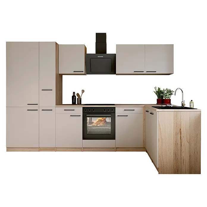 Respekta Winkelküche Merle - B x L: 310 x 172 cm, Kaschmir, Mit Elektrogeräten - Moderne Küchenzeile mit hellbeigen Schränken, Holzelementen, schwarzen Geräten und Backofen mit Brathähnchen.