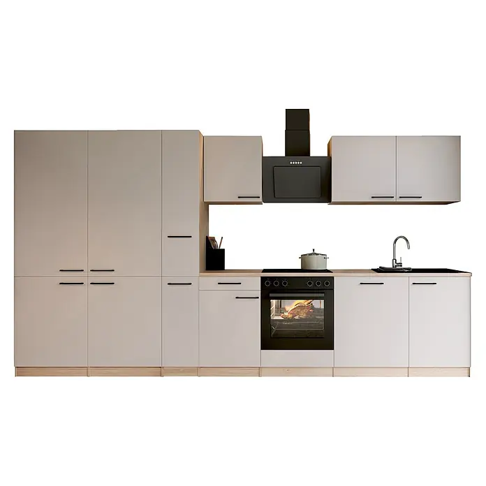 Respekta Küchenzeile Merle - Breite: 370 cm, Kaschmir, Mit Elektrogeräten - Moderne Küche mit hellbeigen Schränken, heller Holzplatte und schwarzen Geräten wie Backofen, Kochfeld, Spüle und Dunstabzugshaube.